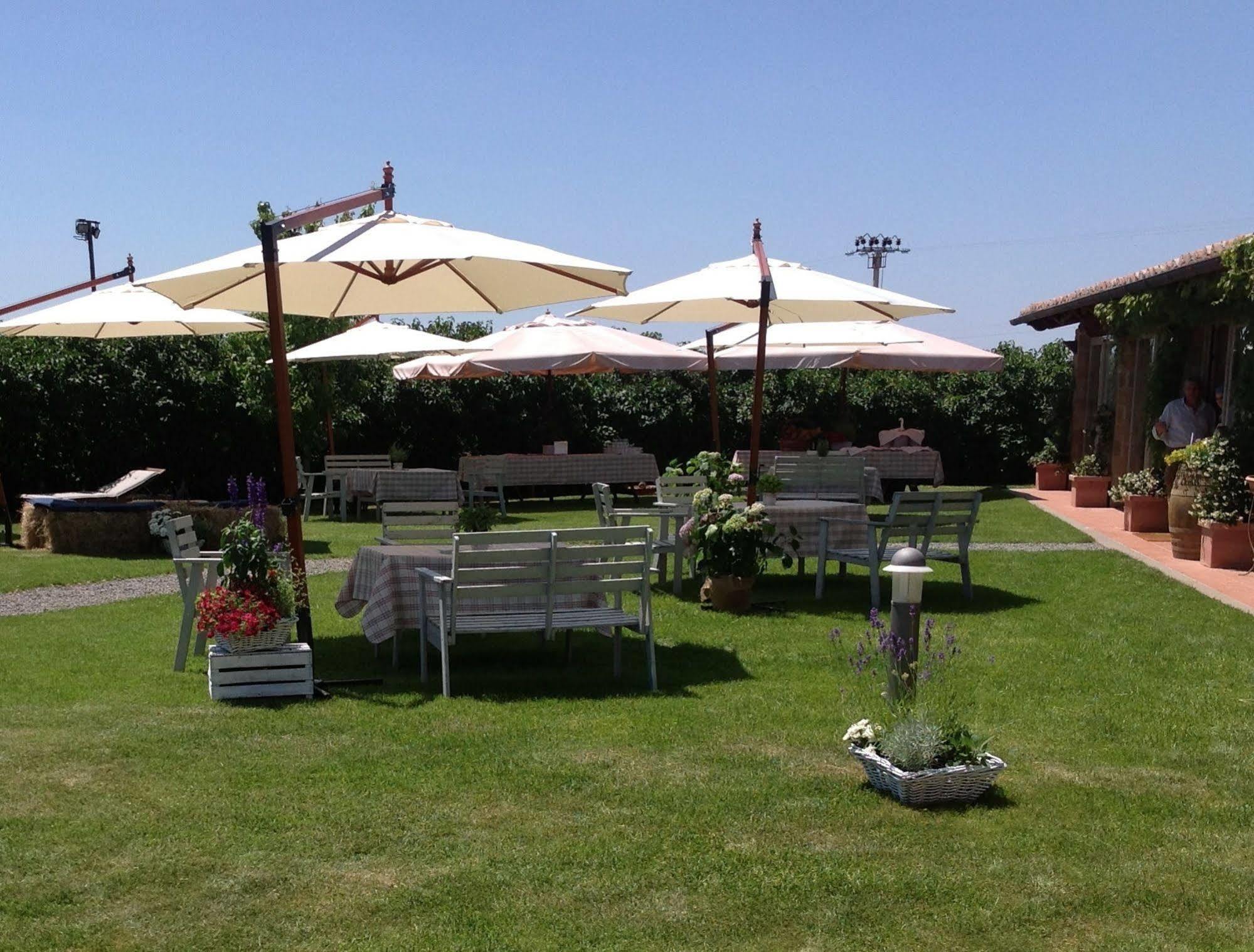 Agriturismo Casale Bonaparte Cellere Экстерьер фото