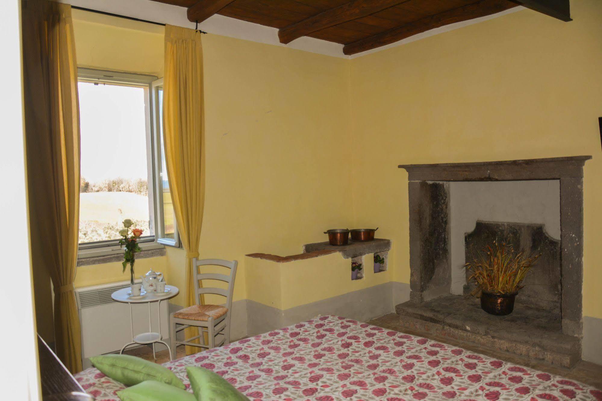 Agriturismo Casale Bonaparte Cellere Экстерьер фото
